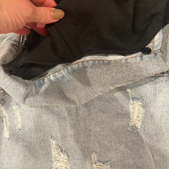 Dance and Marvel  medium cropped jean jacket - Picture 6 of 7